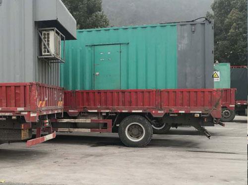 洛宁柴油发电机组使用注意安全事项有哪些？