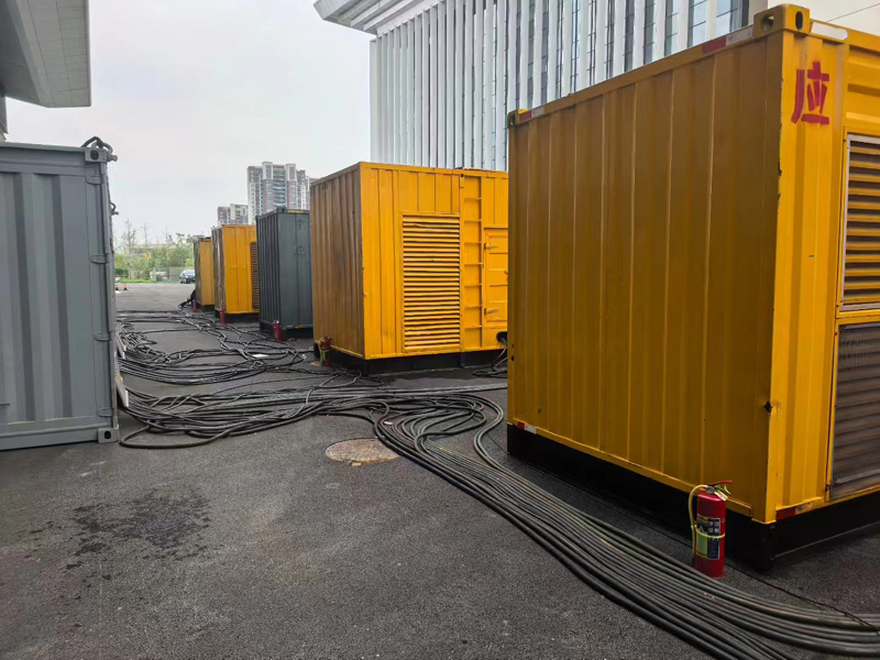 洛宁柴油发电机组冬季保养有哪些注意事项？